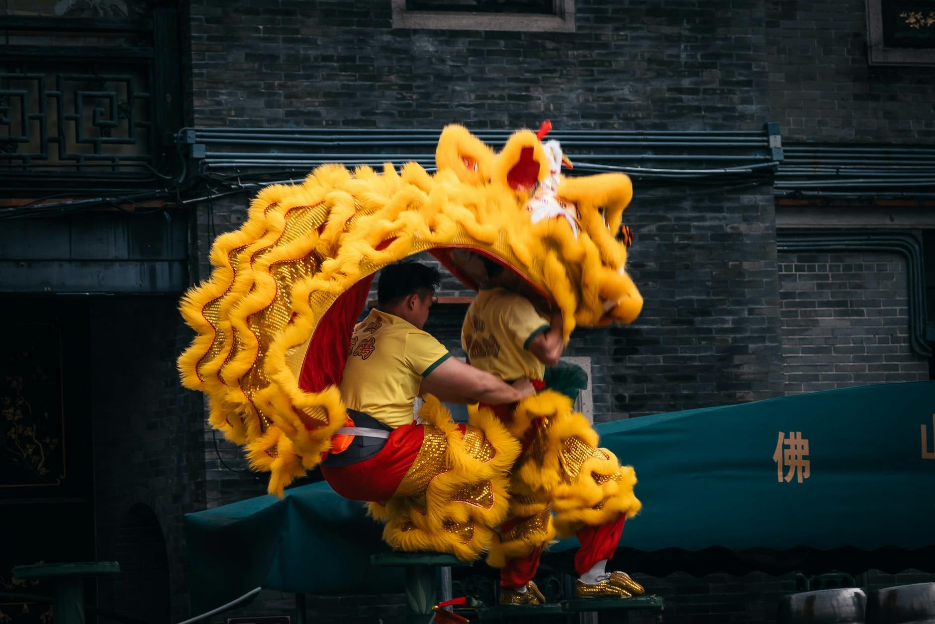 Behind the flame and fusion Image 5